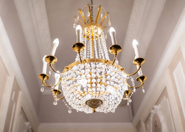 Chandelier & Jumar Cleaning